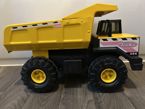 Vintage tonka toys - tonka, yellow