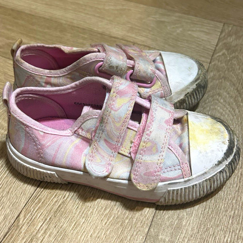 Pink white fabric - tu,