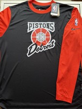 Men’s Large Detroit Pistons