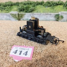TRI-ANG RAILWAYS OO GAUGE R758