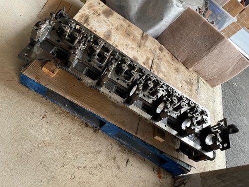 Volvo penta d16 cylinder - d16, head