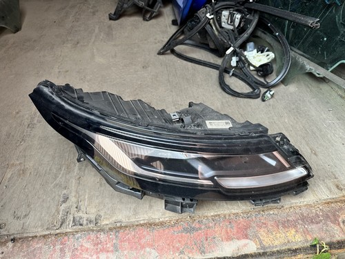 Range rover evoque right - range,