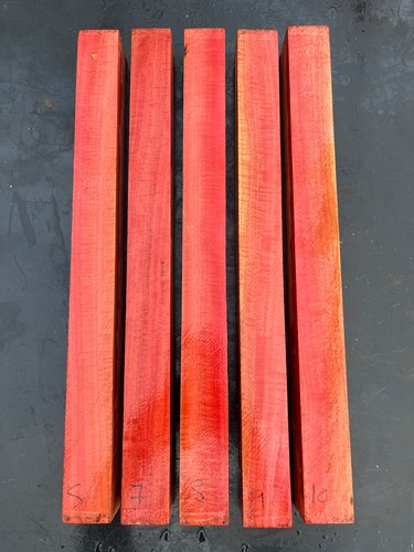 Pink ivory turning spindle - turning, /