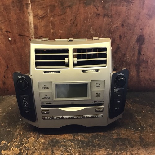 Toyota yaris mk2 radio - toyota, cd