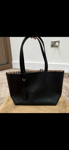 Burberry small reverisble - burberry, tote