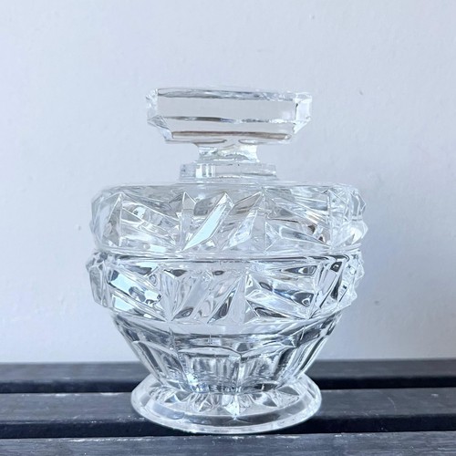 Art deco pressed - art,