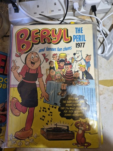 Beryl the peril annual - ,