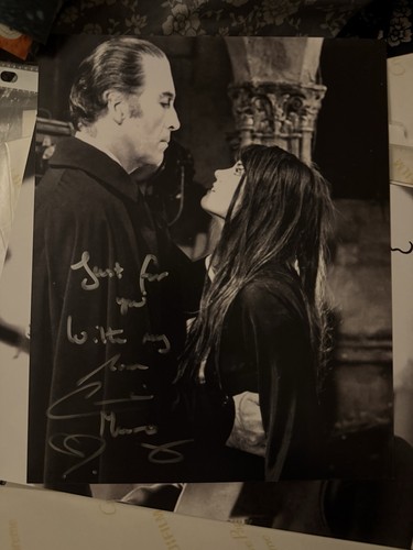 Signed photo 8x10 dracula - signed,