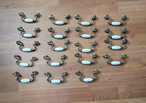 Lot vintage brass white - of,