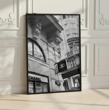 Black & White Chanel Store