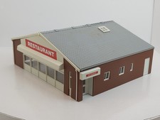 Hornby R276 Roadside Restaurant Plastic Model - Good but needs minor repairs