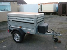Camping Trailer Hard Opening