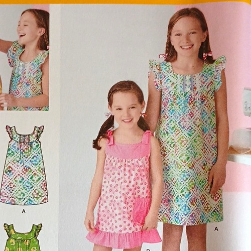 Simplicity 241 girls dress - girls,
