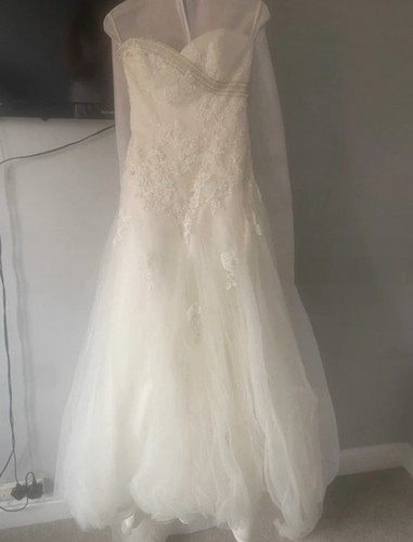Benjamin roberts wedding dress - benjamin,