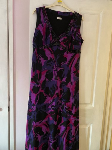 Beaded dress sleeveless fully - beaded,