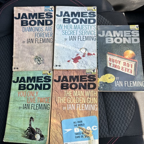 James bond pan books 5 - james,