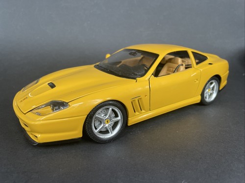 Cars ferrari burago - 1:18,