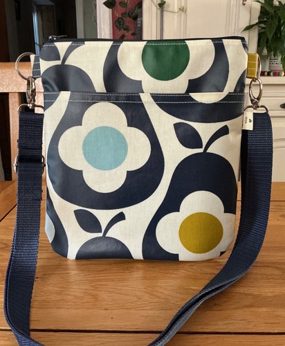Cross body bag new - cross,
