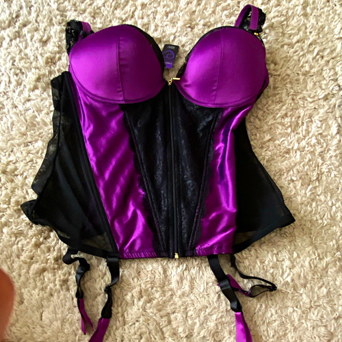 Lovehoney satin lace - satin&,
