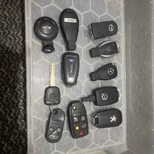 JOB LOT OF 10 USED CAR KEYS 2