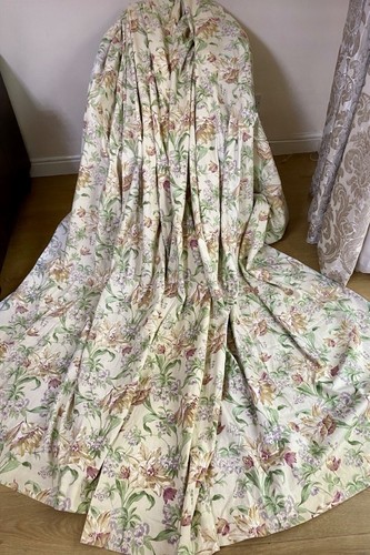 Stunning vintage laura ashley - stunning,
