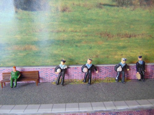 Model railway figures - model, ~
