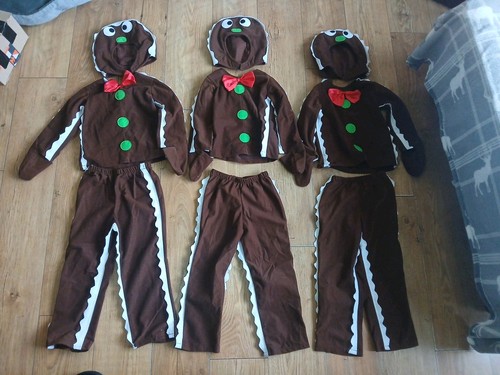 Gingerbread man costumes - gingerbread,