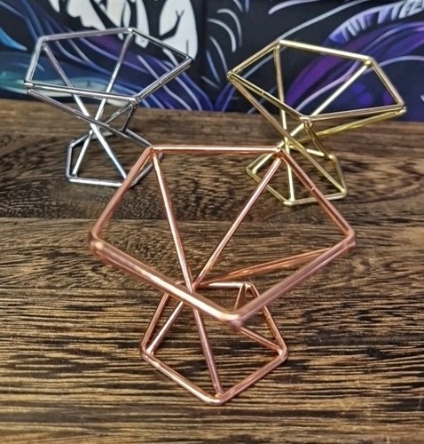 One metal crystal holder - holder, stand