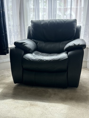 Black leather armchair - leather,