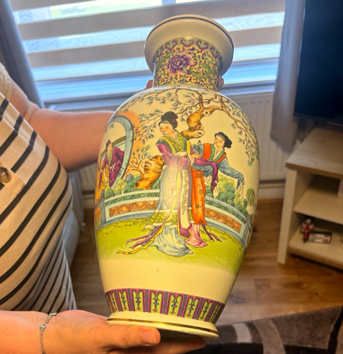 Beautiful large chinese - large,