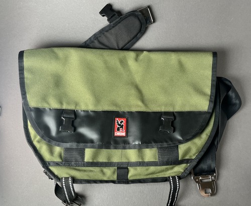 Chrome industries messenger - chrome,