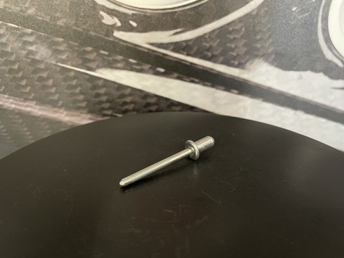 Genuine mercedes benz w169 - mercedes-benz,