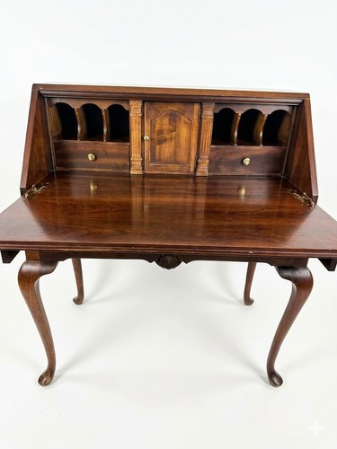 Vintage queen anne style - anne,