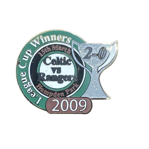 Celtic pin badge scottish - badge, cup