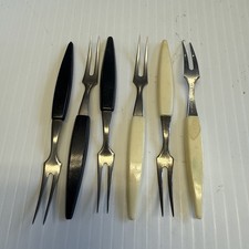 6 X COCKTAIL PARTY FORKS STAINLESS STEEL PLASTIC HANDLES 1970S Foreign