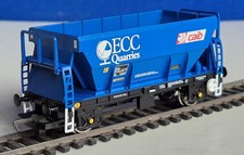 Hornby  R6332, Triple Pack of ECC Quarries Hopper, Blue livery, Mint, Boxed