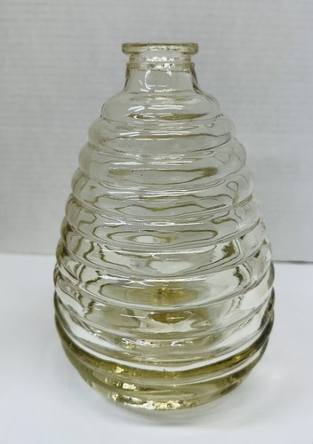 Vintage ribbed glass bee - glass,
