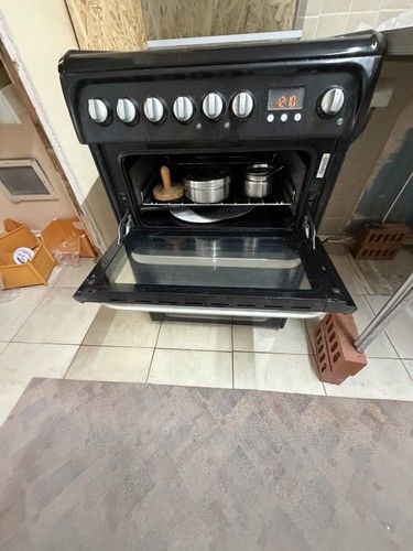 Hotpoint ultima gas hob - ultima,