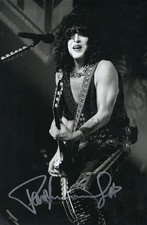 PAUL STANLEY  - GUITAR , CO LEAD VOCALS - KISS   - HAND SIGNED 12x8 PHOTO