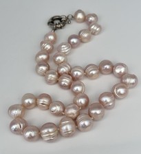 Large pink lustre freshwater - lustre,