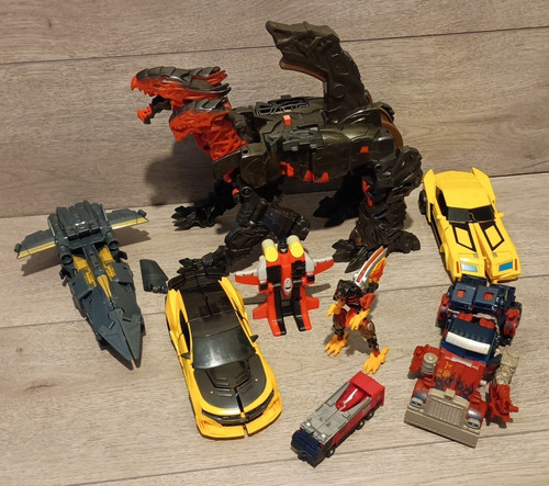 Transformers figures parts - &,