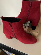 Stunning Ladies UK 3 Gabor Red