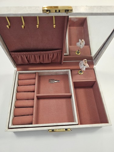 Vintage lockable jewellery - vintage, box