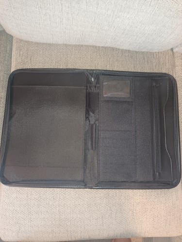 Black zippered padfolio - a4,