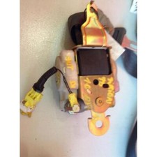 FRONT SEAT BELT RIGHT FOR