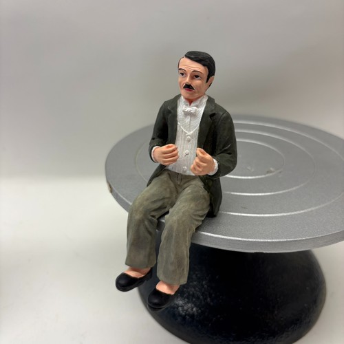 12th scale dolls - 1:12th, house
