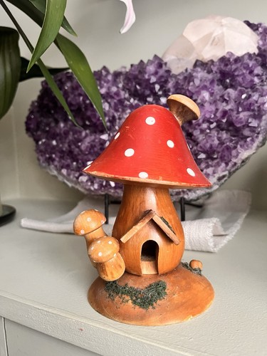 Lovely little whimsical - lovely,
