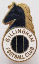 GILLINGHAM - Fantastic Vintage Enamel Football Pin Badge By WO Lewis