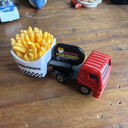 Tomica 55bp isuzu - tomica, giga