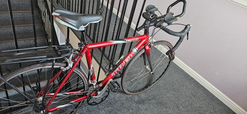 Trek 1200 bike road